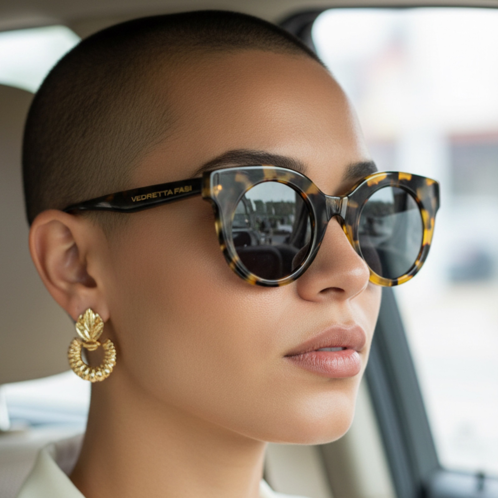 Gafas de sol modernas 2