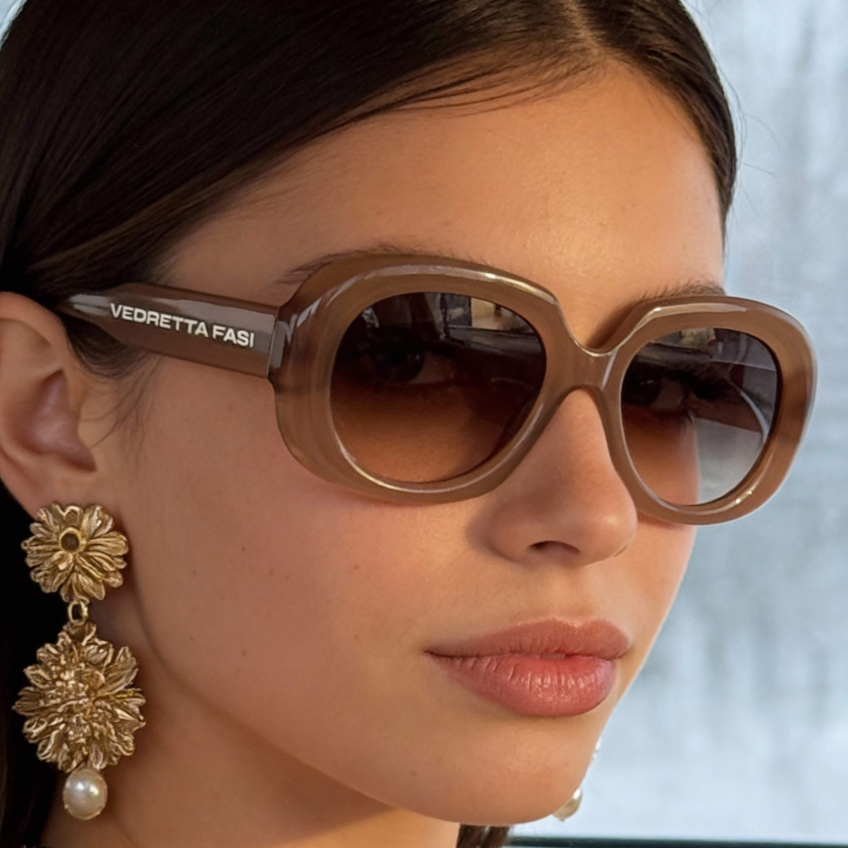 Gafas de sol marrones para mujer
