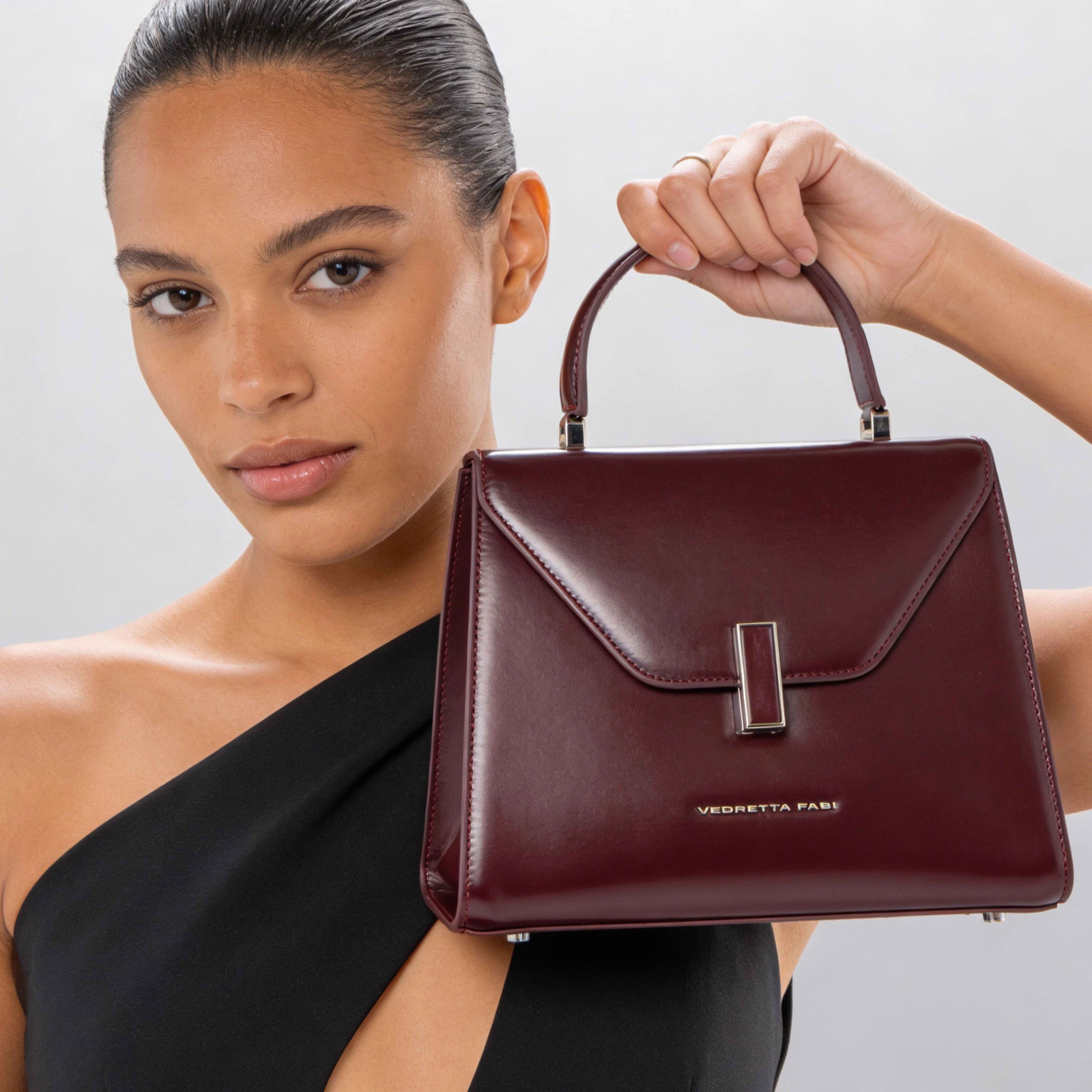 Bolso pequeño granate 2