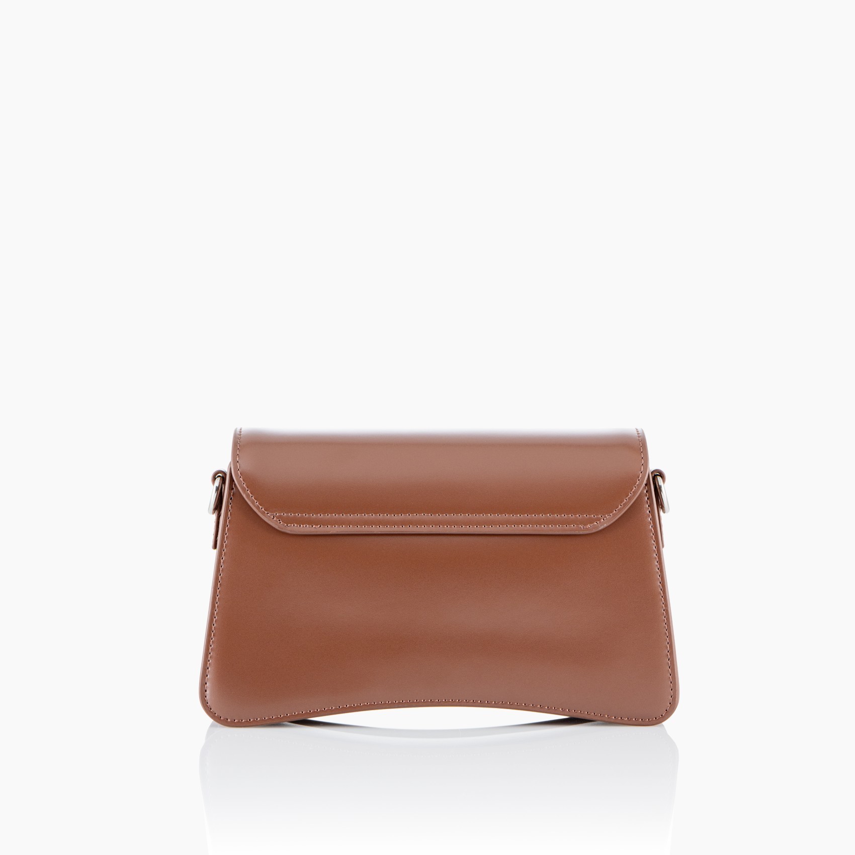 Trasera bolso marron pequeño