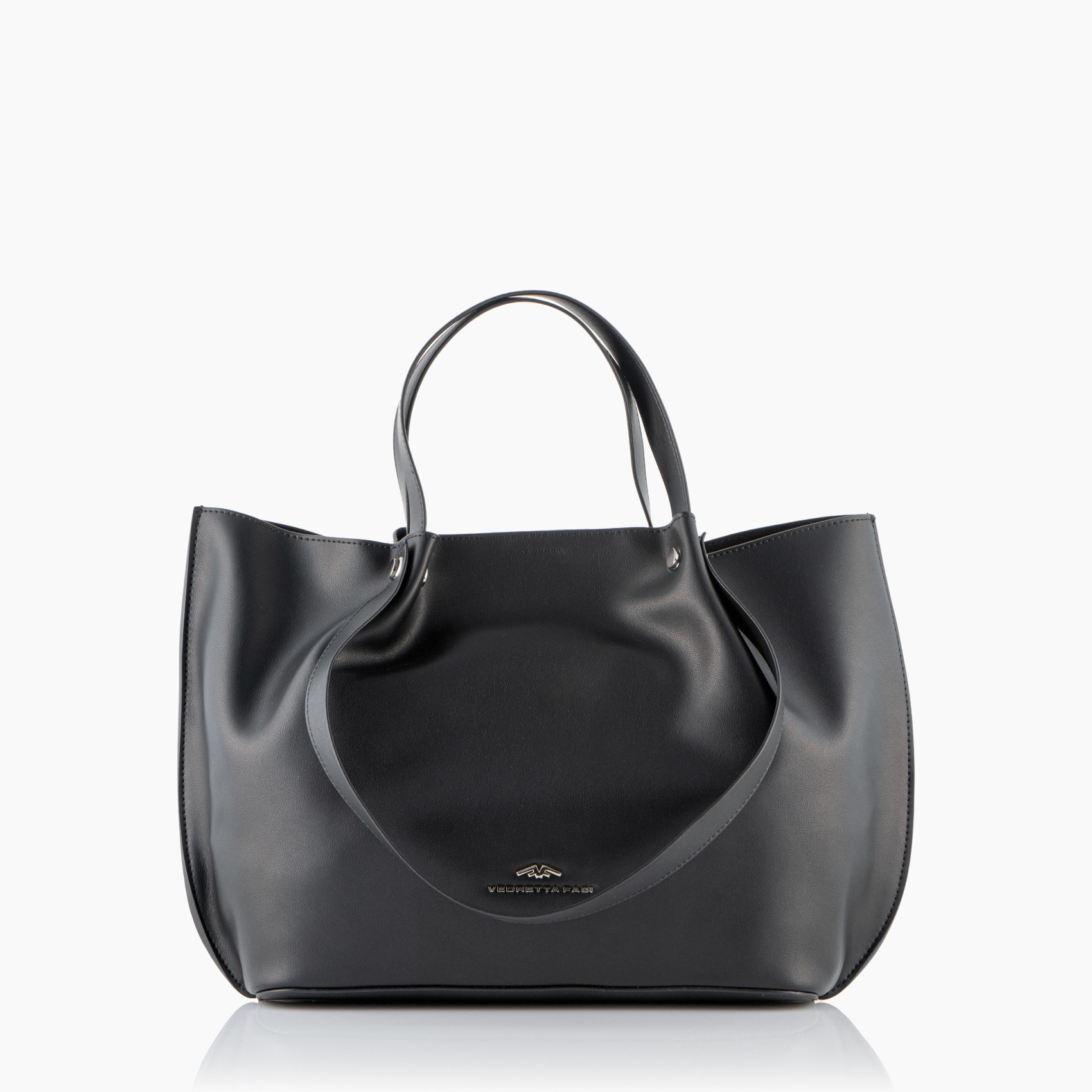 Frente bolso negro piel