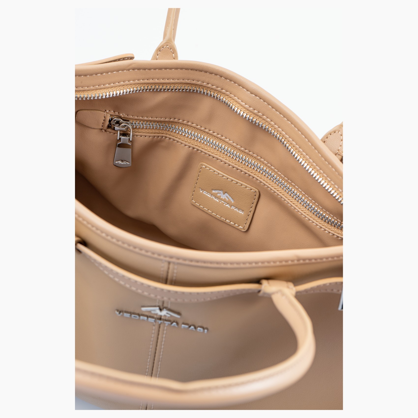 Interior bolso grande