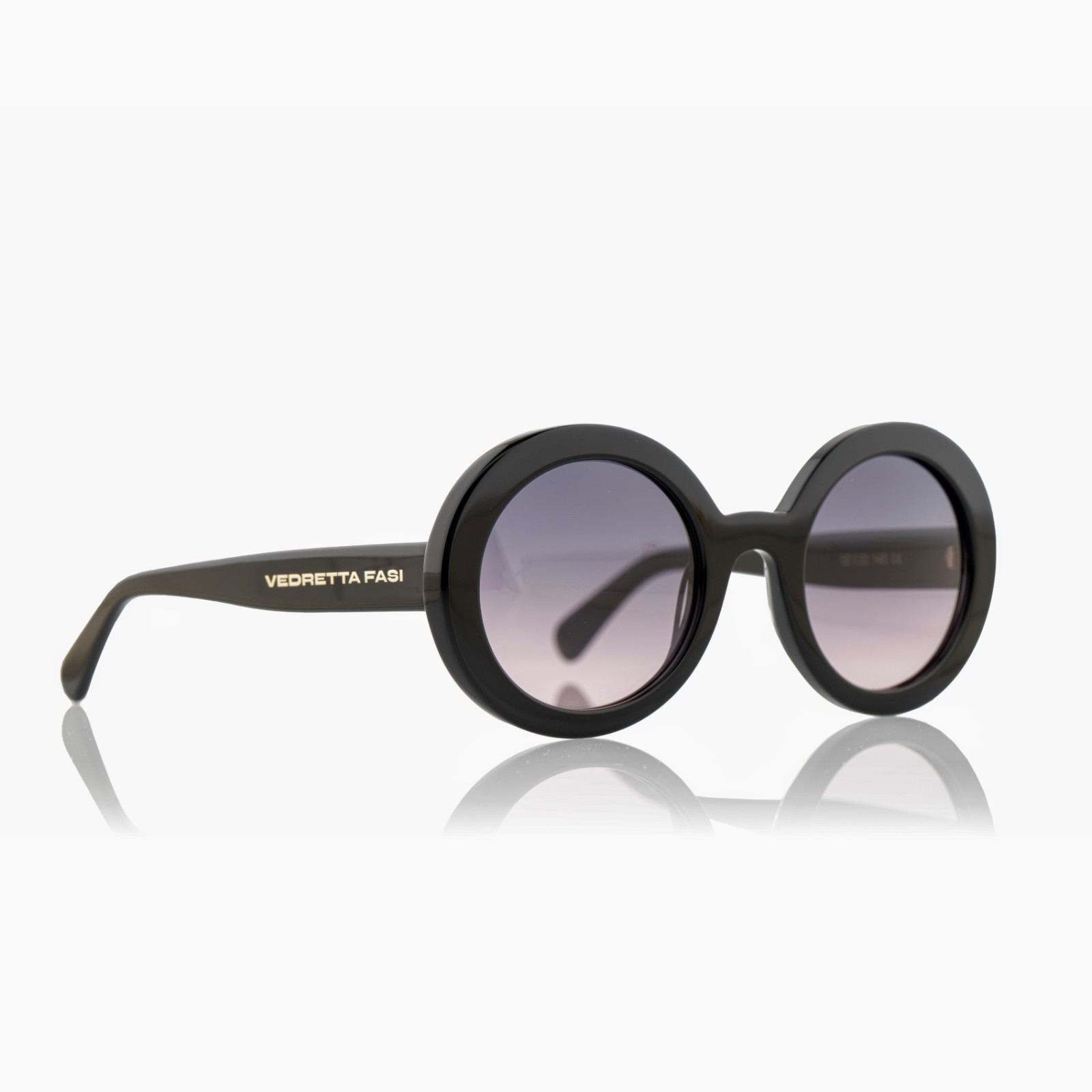 Gafas de sol negras grandes