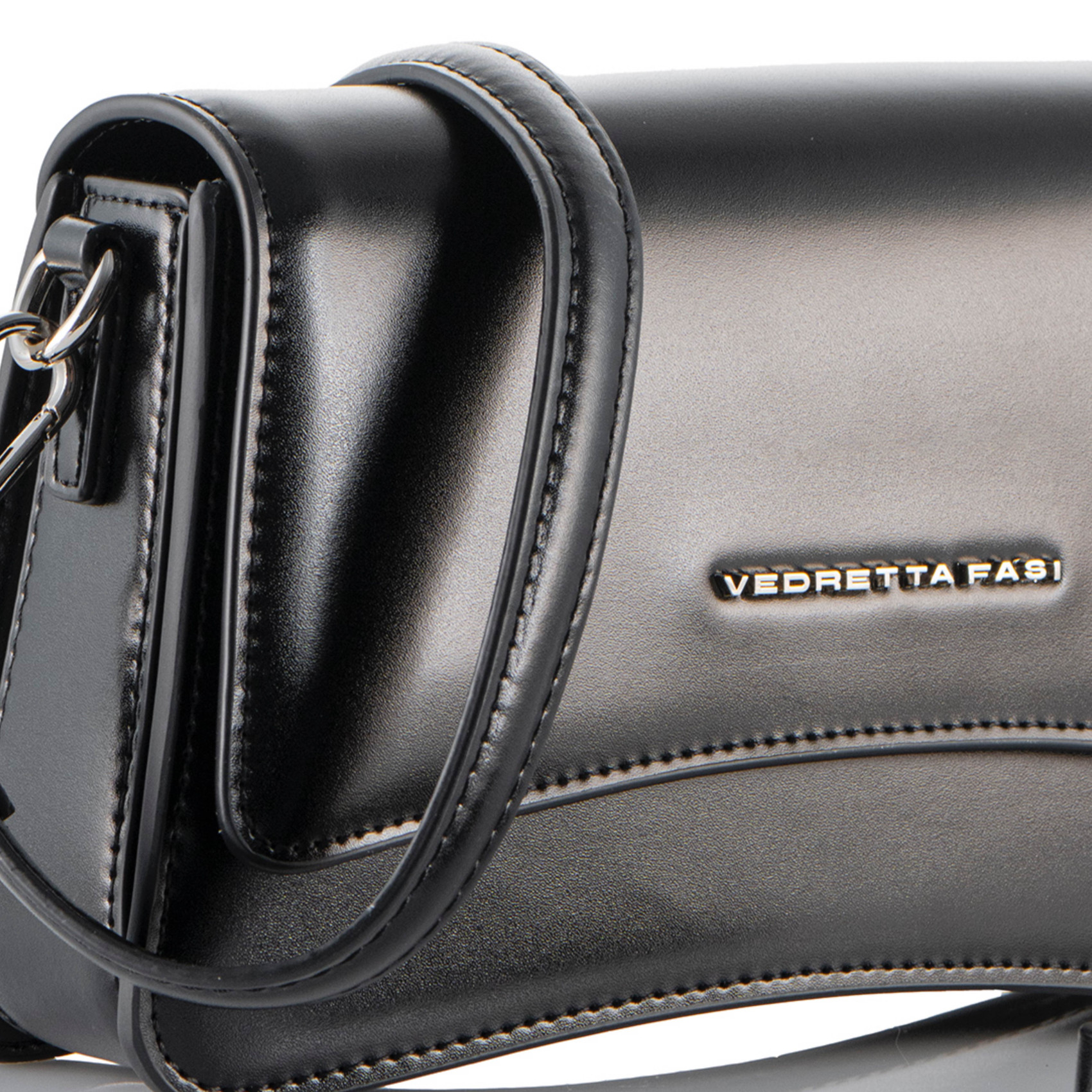 Bolso negro pequeño