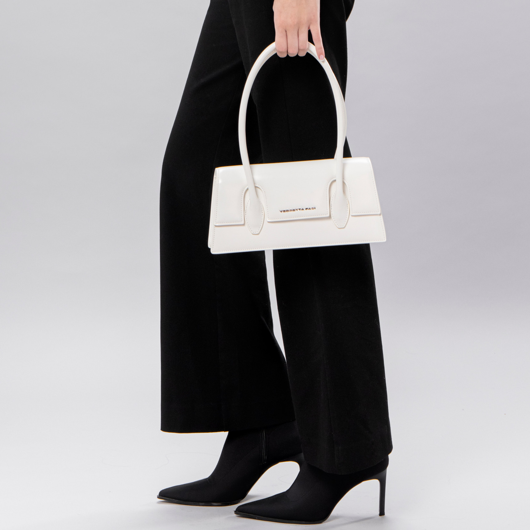 Bolso de hombro de piel pequeño