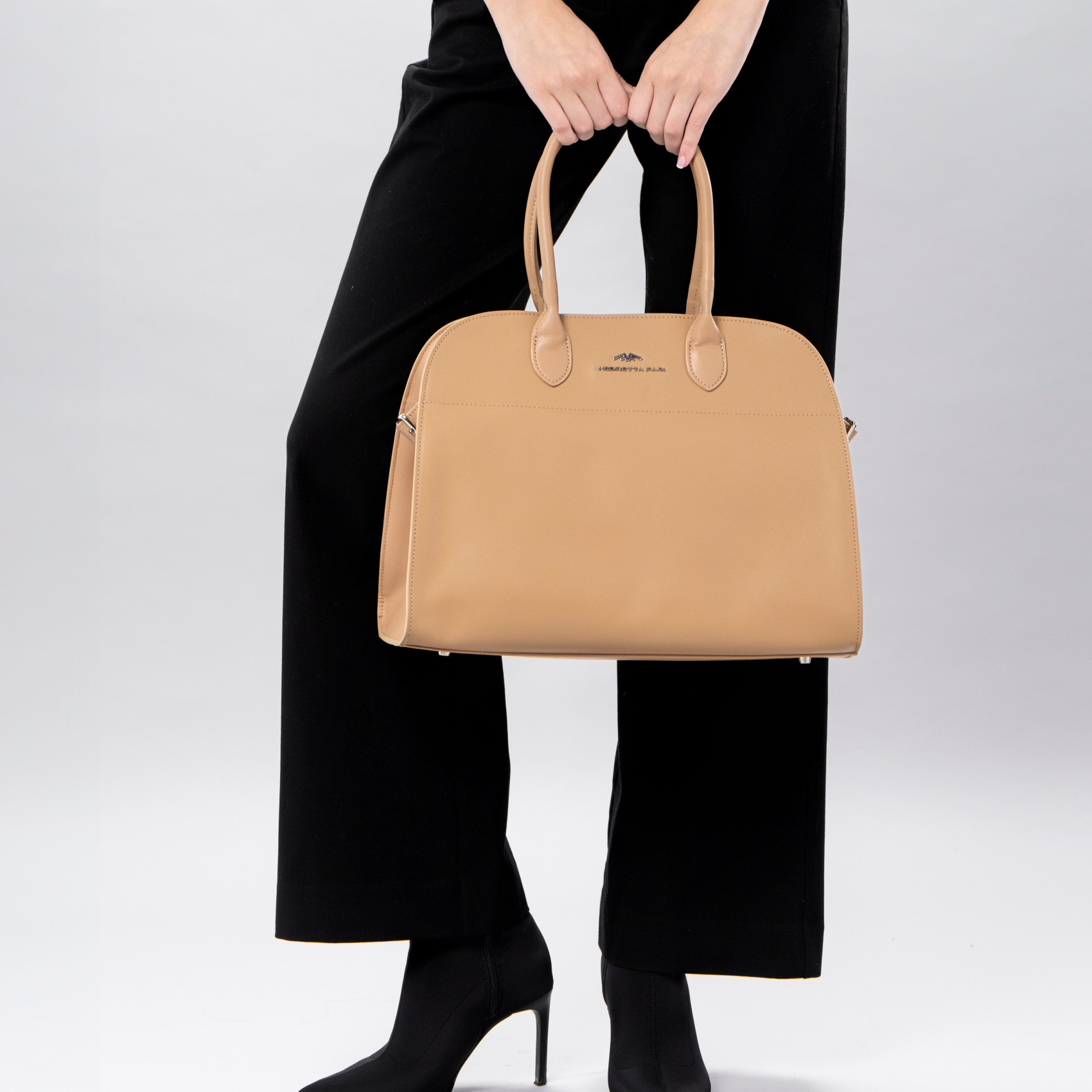 Bolso minimalista para mujer