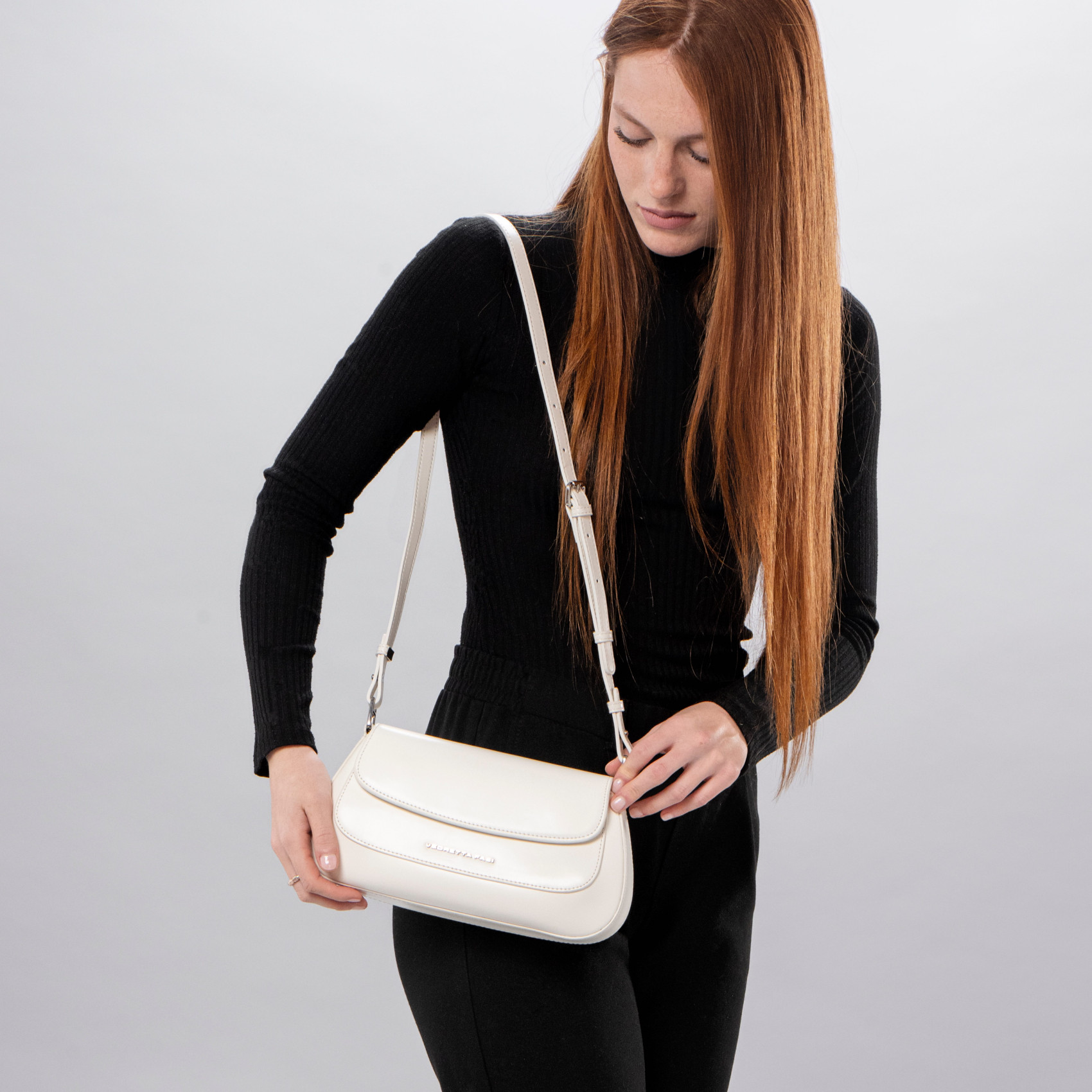 Bolso blanco de hombro